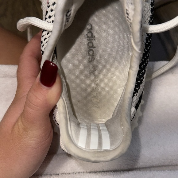 Zebra Yeezy - Picture 8 of 10